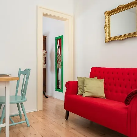 Lägenhet Luxury Boutique Stone Palace