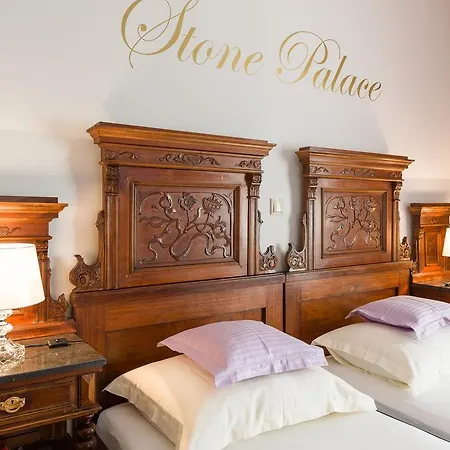 Luxury Boutique Stone Palace Apartmán *
