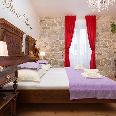 Apartment Luxury Boutique Stone Palace *