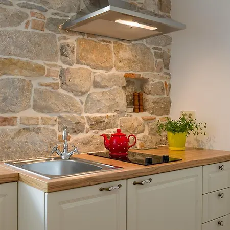 Luxury Boutique Stone Palace Apartment *
